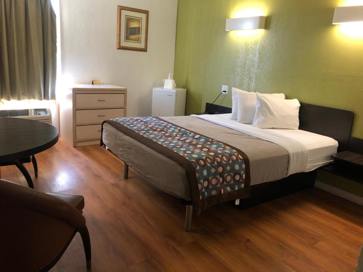 Scottsbluff Inn Zewnętrze zdjęcie